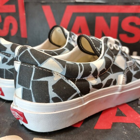Vans Men's 5.5/Women's 7 Mosaic Black Blue White Checkerboard Canvas VN0A54F19M1 - Picture 2 of 12